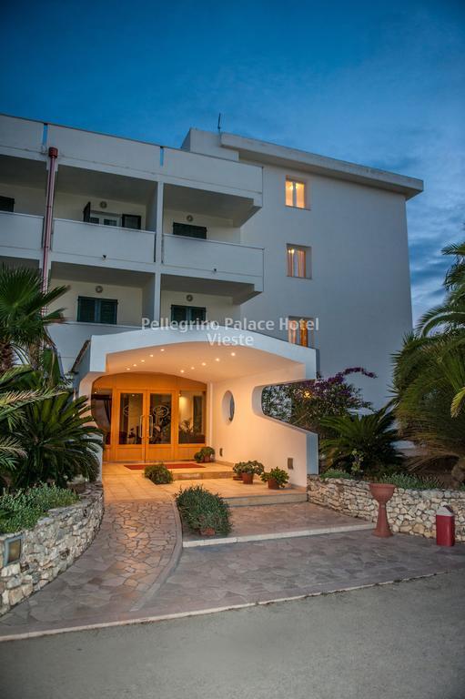 Pellegrino Palace Hotel Vieste Exteriör bild